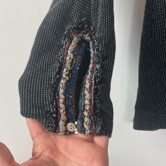 Soft Surroundings Cobi Thermal Velvet Trim Shirt Black Lightweight Size Medium - Picture 5 of 8